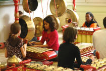 Gamelan achemin  Sion par Nicole Coppey